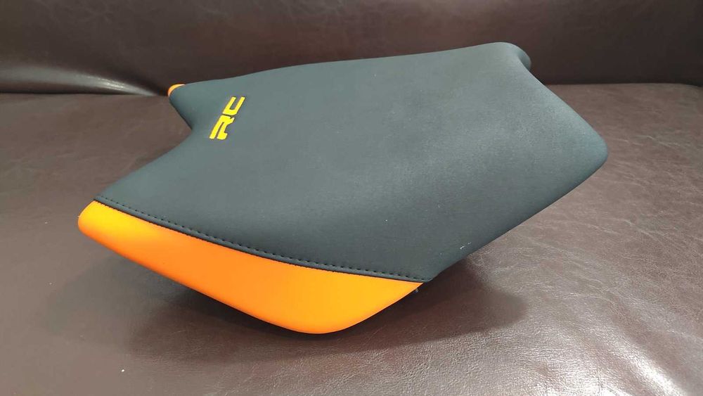 Ергономична комфорт седалка КТМ KTM RC 125 200 390 гел 94507940000
