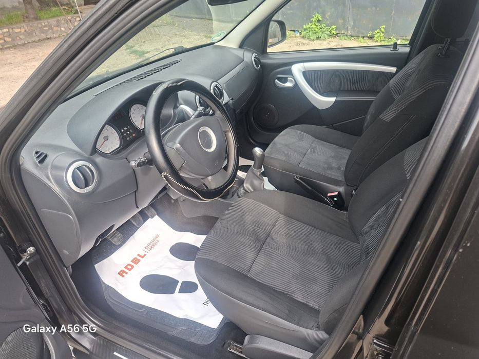 Vând Dacia Logan Mcv 16 16 valve