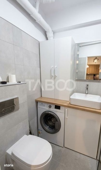 Apartament cu 2 camere de vanzare izolat cu lift etaj 1 zona Garii