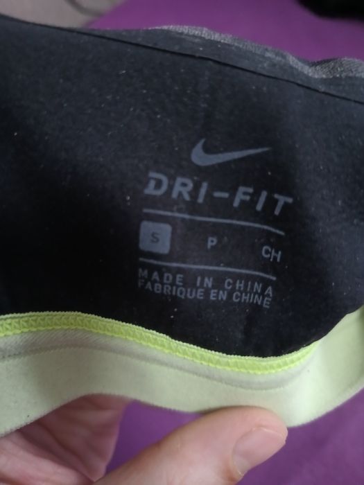 Bustiera Nike mărimea S