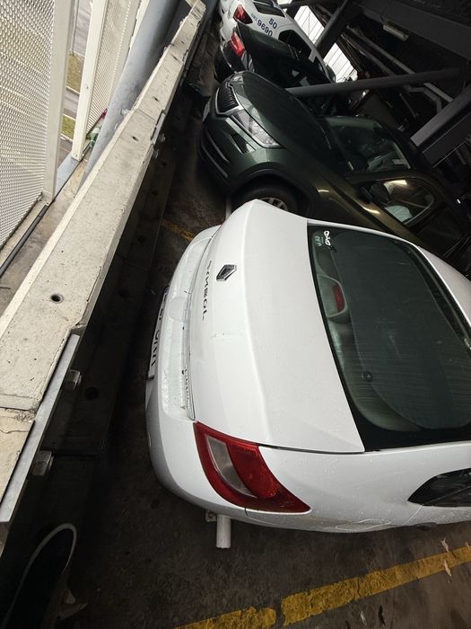 Vand renult symbol urgent