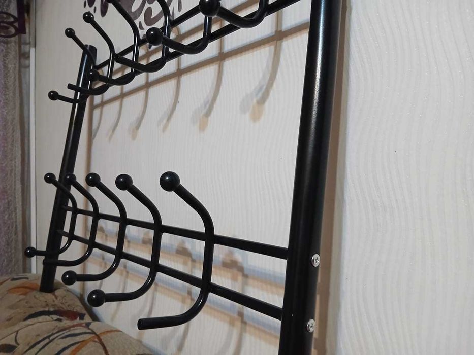 Вешалка настенная