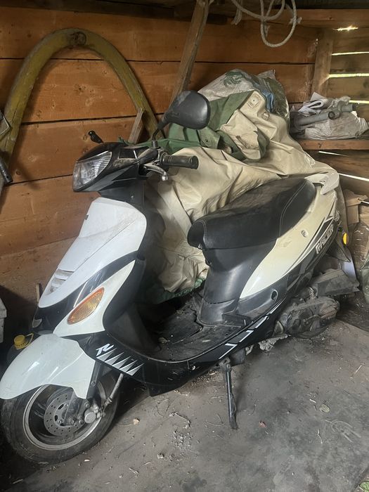 Продам скутер…….