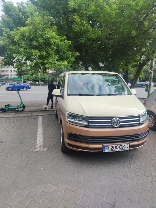 Inchirieri 8+1 Transport Caravelle Multivan T6