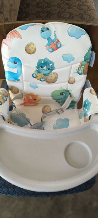 Уникално удобно и компактно столче за хранене Kiwi – идеално за всяко