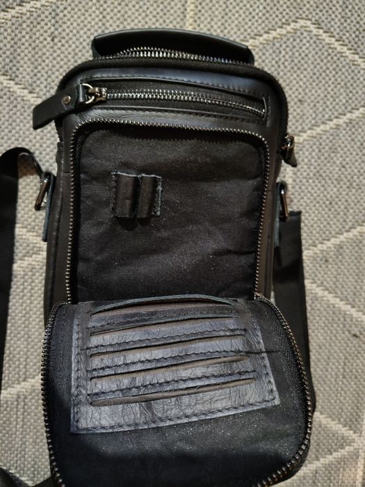 Мъжка чанта за през рамо