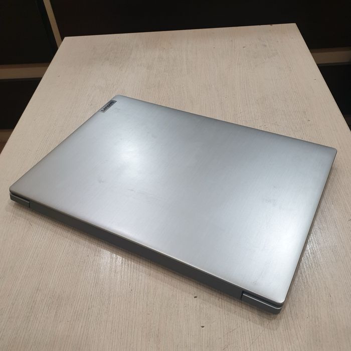 офисный ноутбук Lenovo IdeaPad 3
