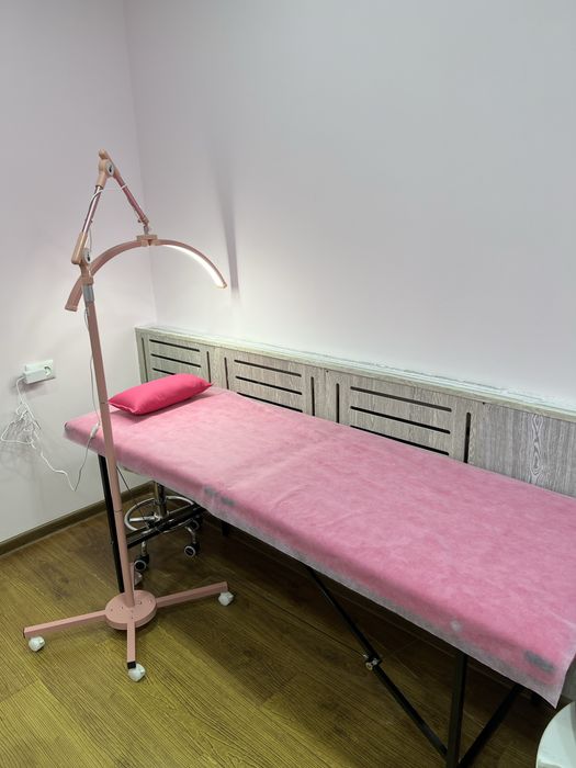 Сдаются Рабочие места мастерам, Наращивние  ресниц,Бровисты, Косметог