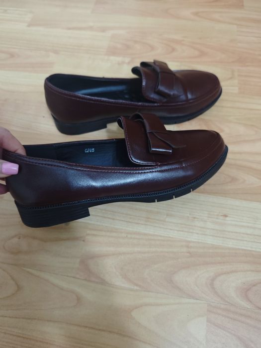 Продам женские лоферы