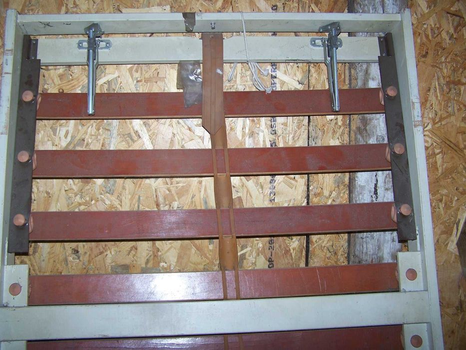 vand somiera pat 4 buc