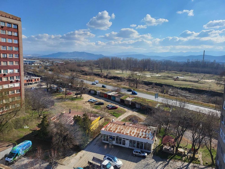 Продава се Четиристаен апартамент в Пазарджик, Окръжна болница - 74 кв.м за 717 €/кв.м - Снимка #12