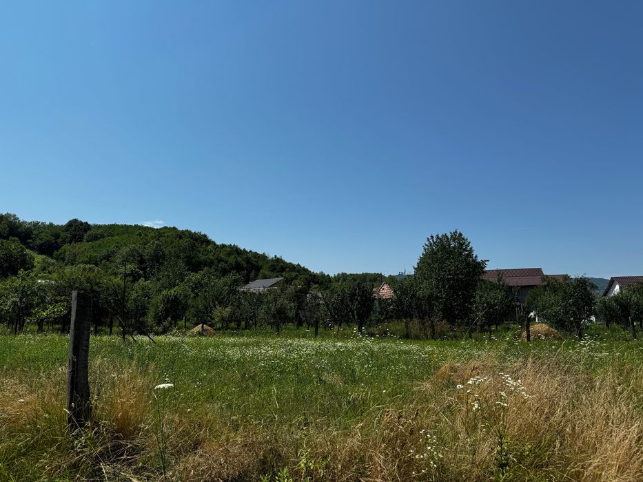 Teren intravilan de vanzare - Salatrucel, Valcea