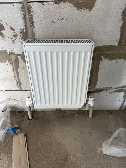 Пластиковая дверь