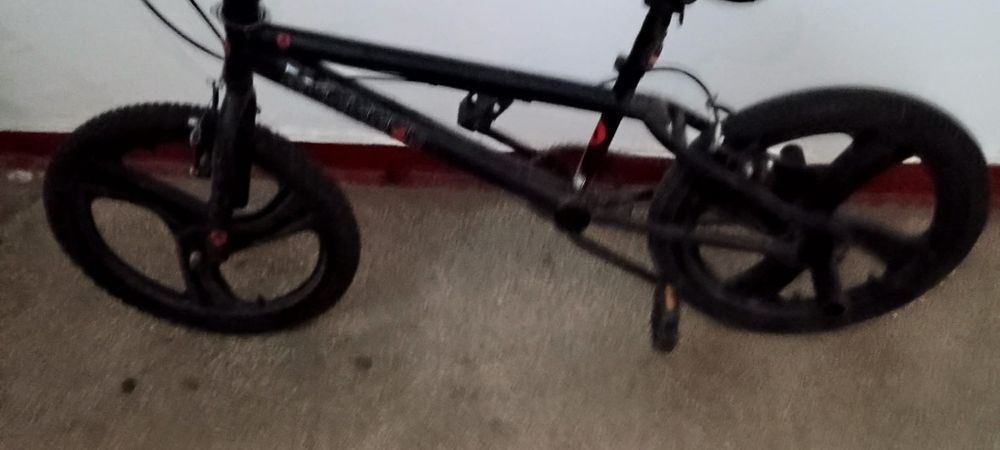 Bicicleta Mountain Bike