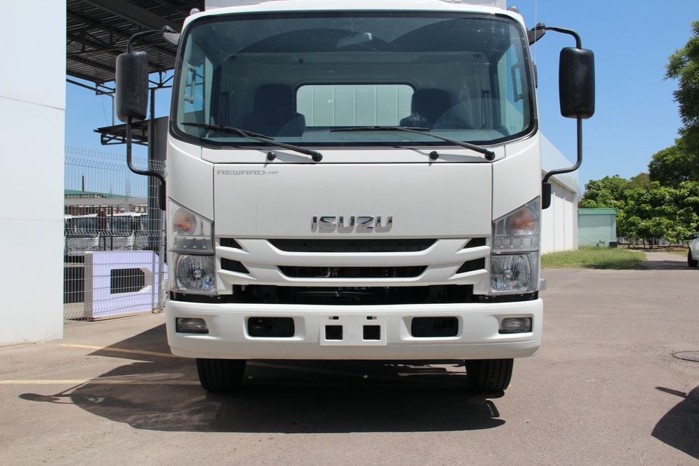 Фургон 5 тонн Isuzu NPR 82L CNG