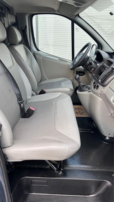 Opel Vivaro 2.0dci 2014 aer conditionat