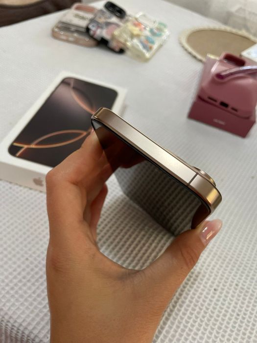 IPhone 16 pro max garanție