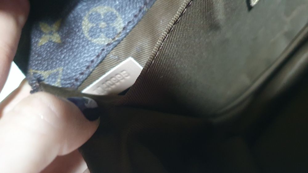 Louis Vitton Pochette Métis