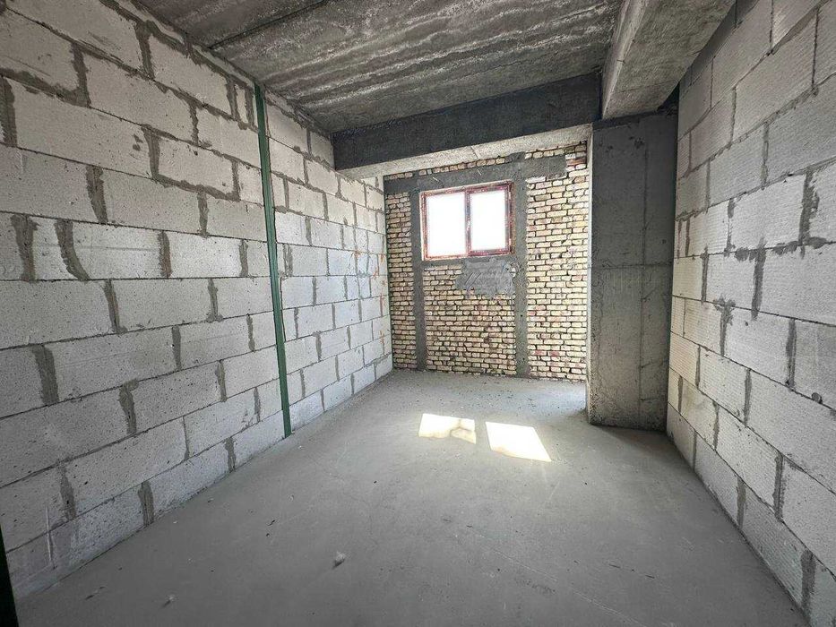Продаётся 3х комн квартира на 7 этаже Ор-р 25 - 24 автобаза