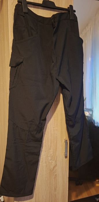 Pantaloni barbati, marime 3XL, negri, military