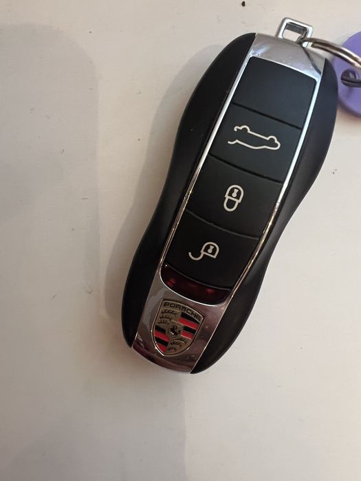 Ключ за порше  OEM KEY PORSCHE