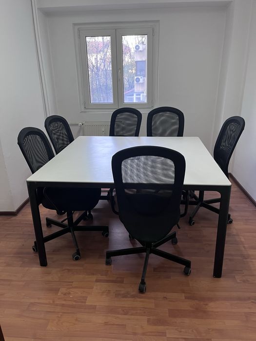 Masa de conferinte ikea 140*140 cu scaune