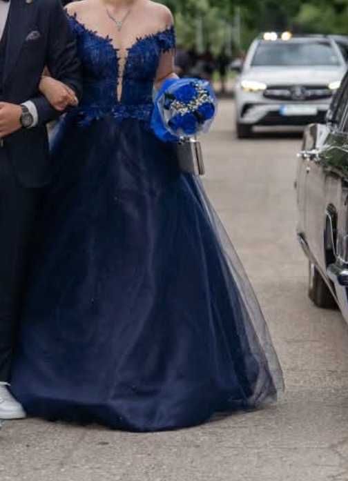 Абитуриентски/бална рокля