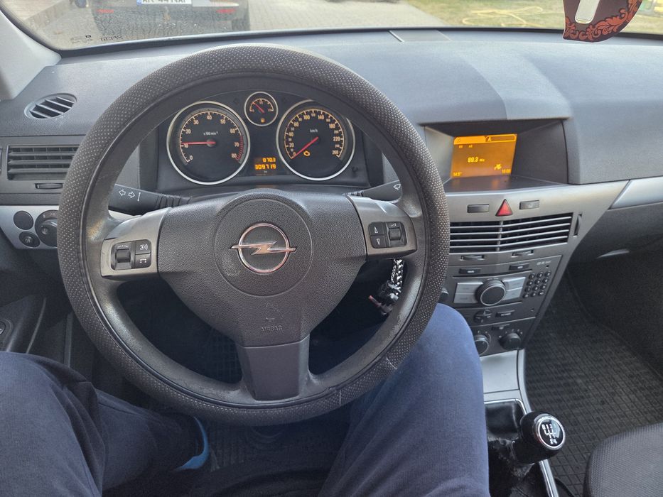 OPEL Astra 2005 — imagine 5