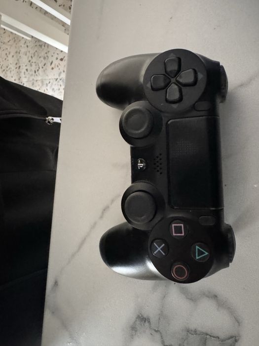 Джойстик пс 4 срочно