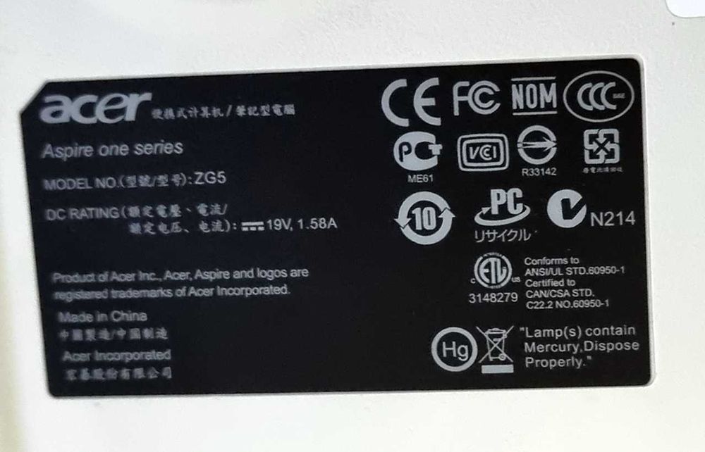 Laptop mini Acer ZG5 White - 10 inch - impecabil-instalat