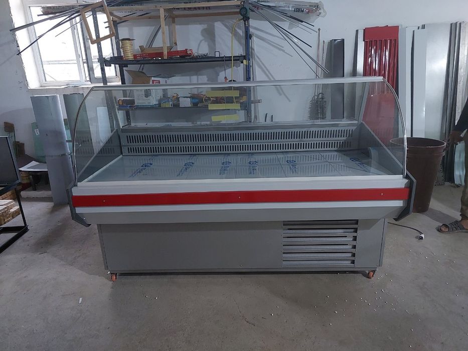 Витринние холодильники