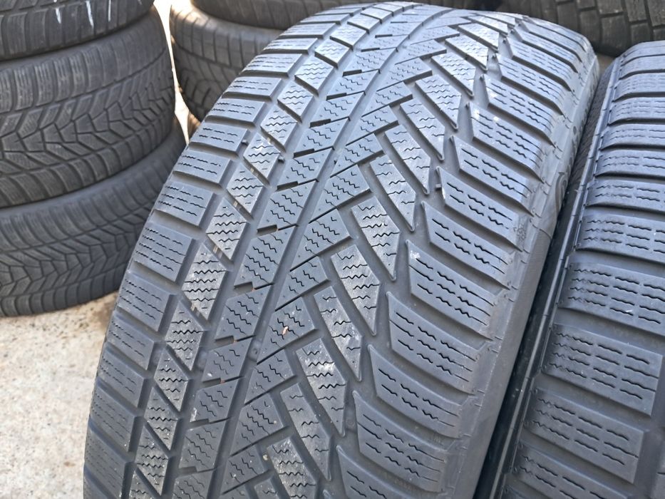 Anvelope second iarna 255 40 R20 Continental