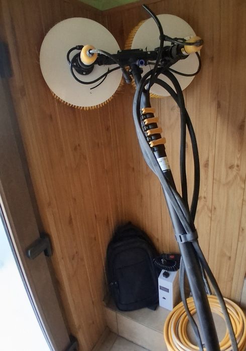 Sistem curățare panouri fotovoltaice