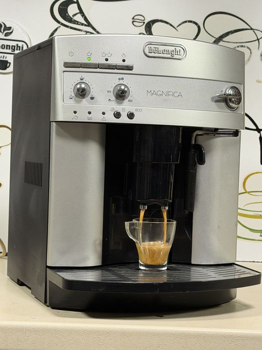 Кафемашина кафе автомат delonghi magnifica с гаранция