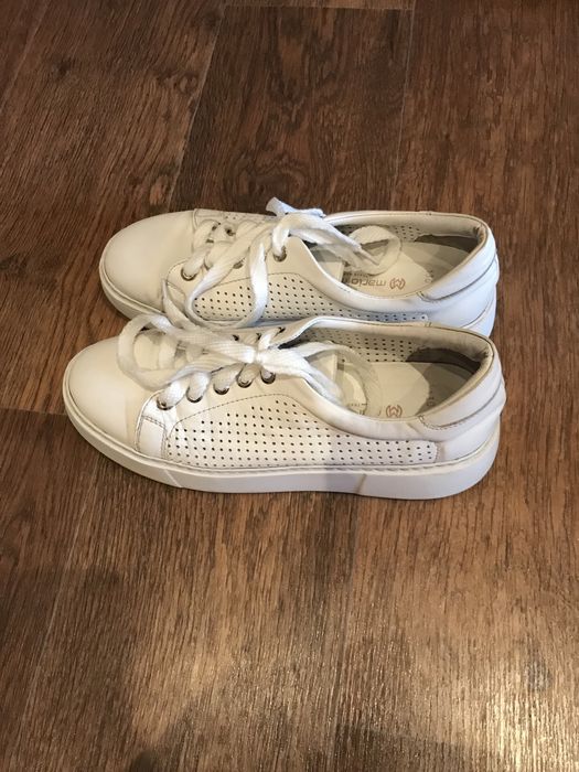 Обувь женская разная