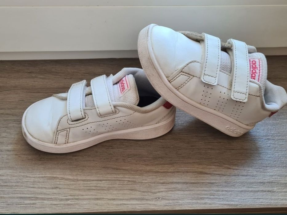 Детски обувки Адидас,номер 23 1\2