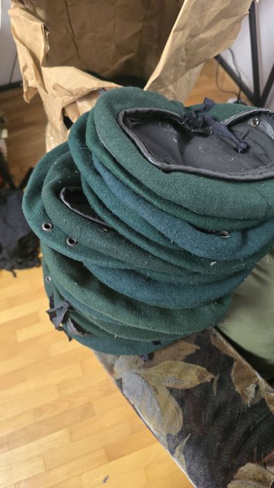 Berete verzi 120 buc 25 lei bucata