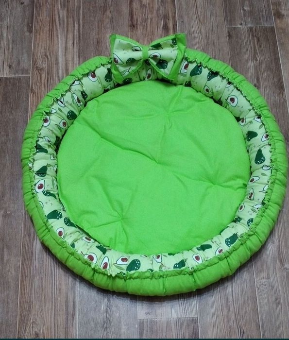 Лежанка для кошек