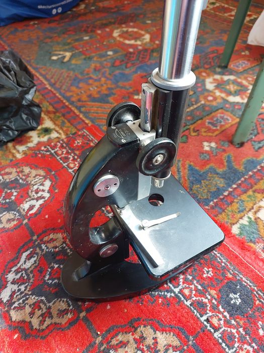 Продаётся микроскоп