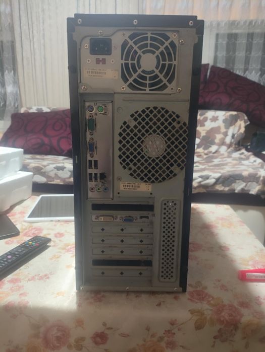 Компютър 6 ядрен