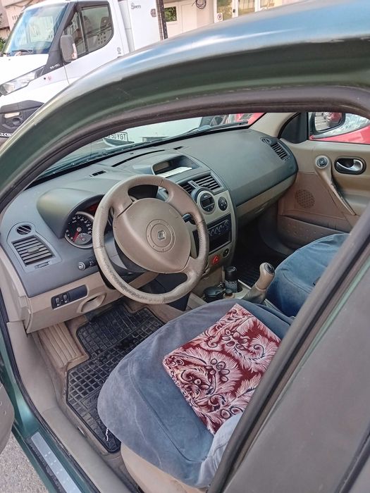 Vand Renault Megane 2 , 1,6 benzina , 2005