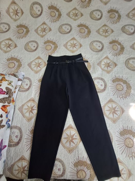 Продам брюки школьные для девочки