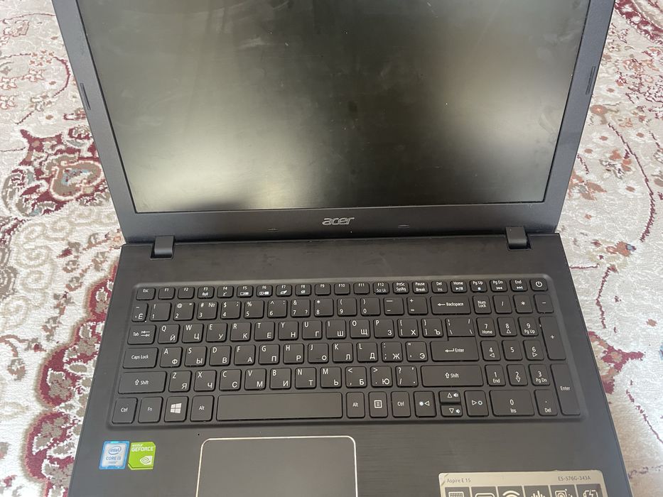 Acer aspire E 15 core i 3