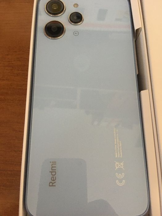 Смартфон Xiaomi Redmi 12, в гаранция до юни 2026