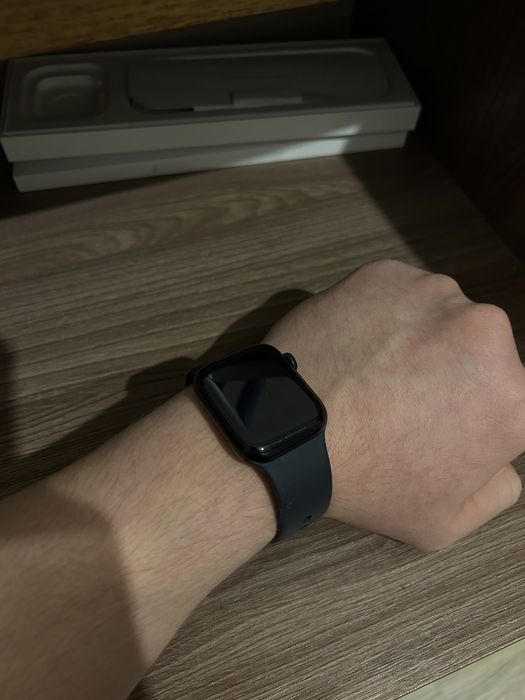 Apple watch SE 2024 Gen2 40mm