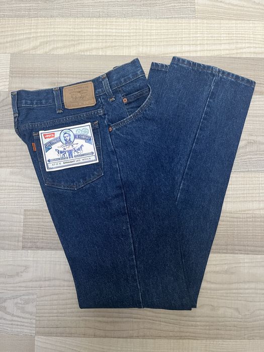 Blugi Levi’s noi