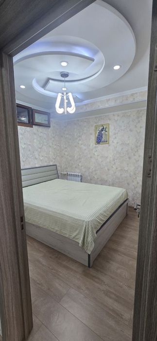 Продаётся 2 комнатная Дружба народов с обстановкой