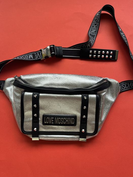 Moschino LOVE  - Оригинал