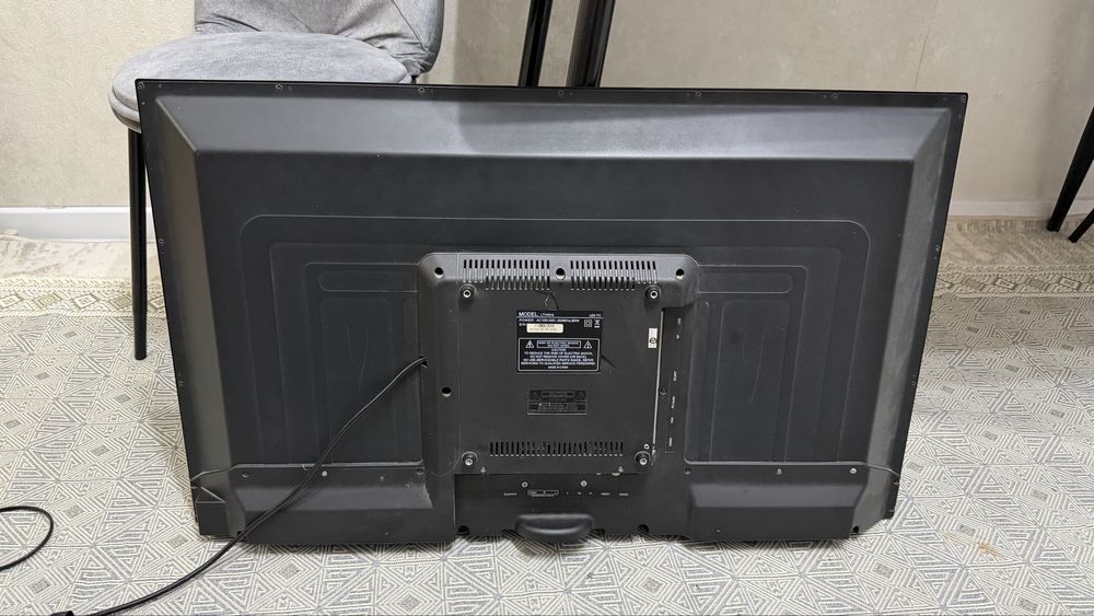 Телевизор в хорошем состояние ! Бағасын келісеміз!