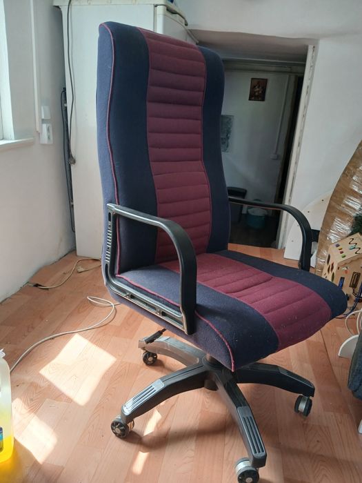 Продам офисное кресло